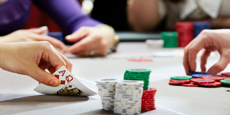 Áp dụng cách chơi poker chuyên nghiệp giúp bạn trở thành cao thủ siêu nhanh